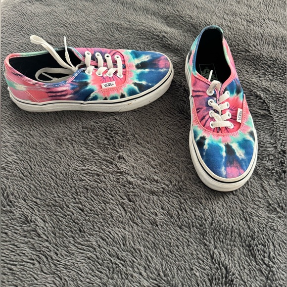 Vans Shoes - Vans Women Tie-Dye Canvas Sneakers - Pink & Blue